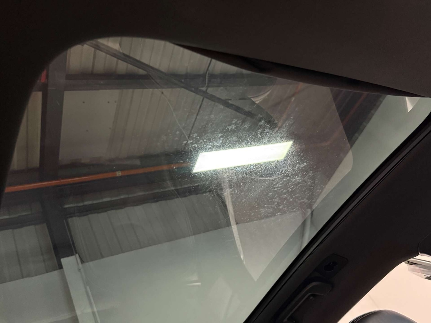 Used Volvo V40 2017 for sale - 76257160: Photo 45