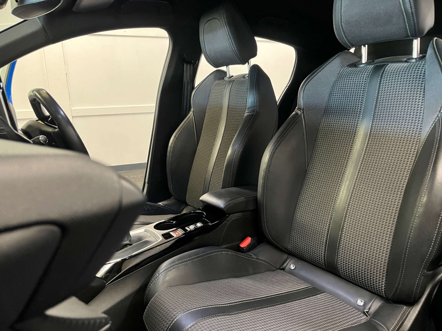 Used Peugeot 208 2021 for sale - 76723972: Photo 46