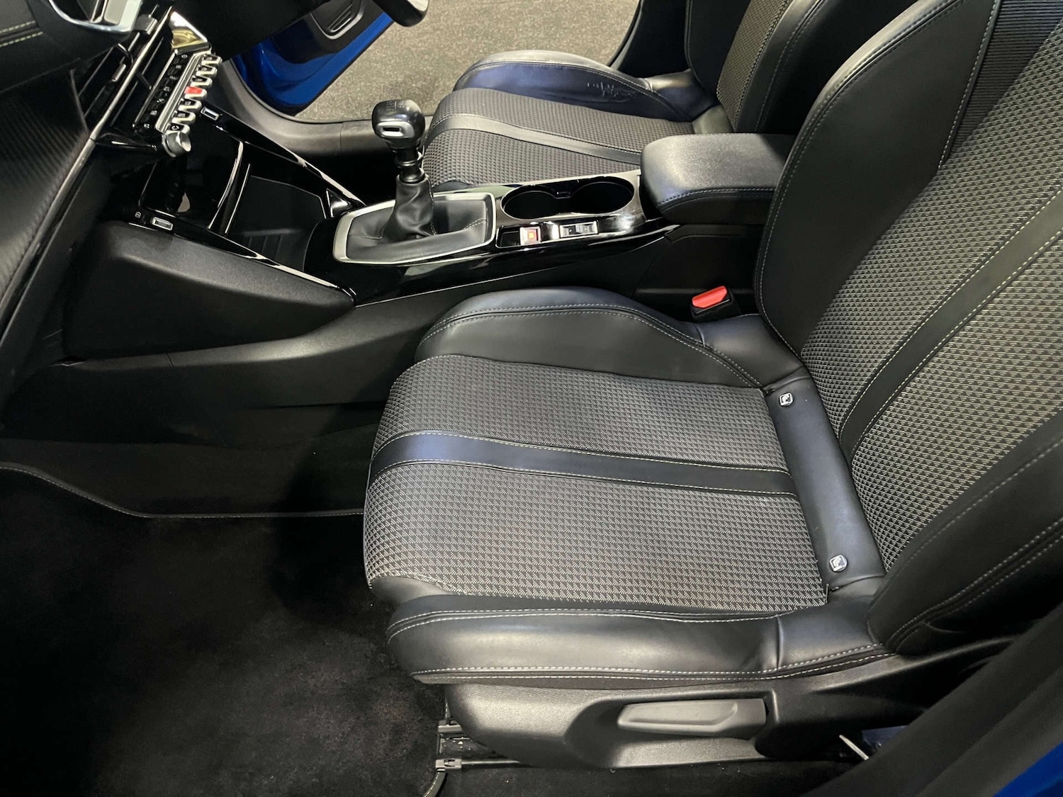 Used Peugeot 208 2021 for sale - 76723972: Photo 48