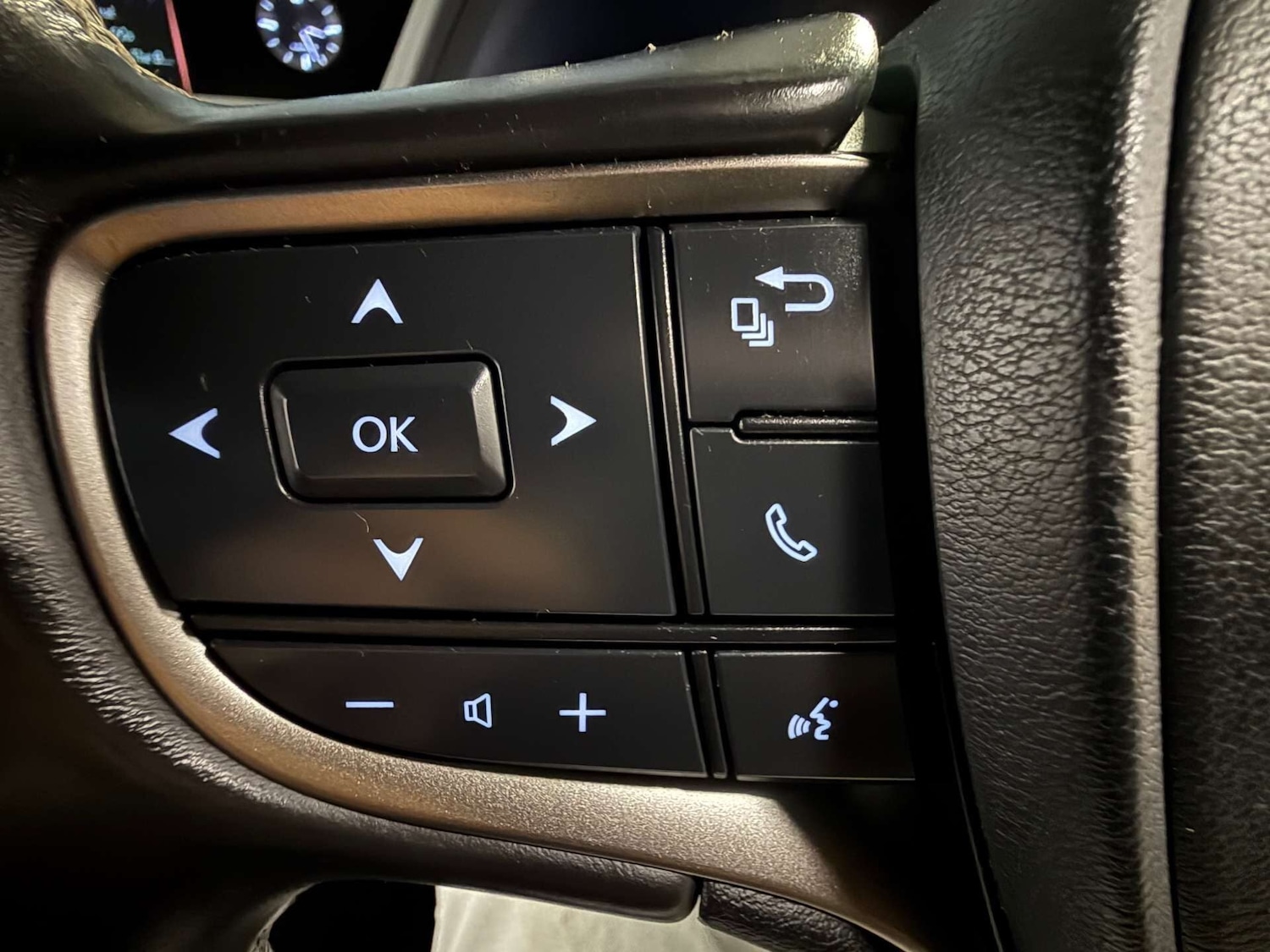 Used Lexus UX 2022 for sale - 77747860: Photo 12