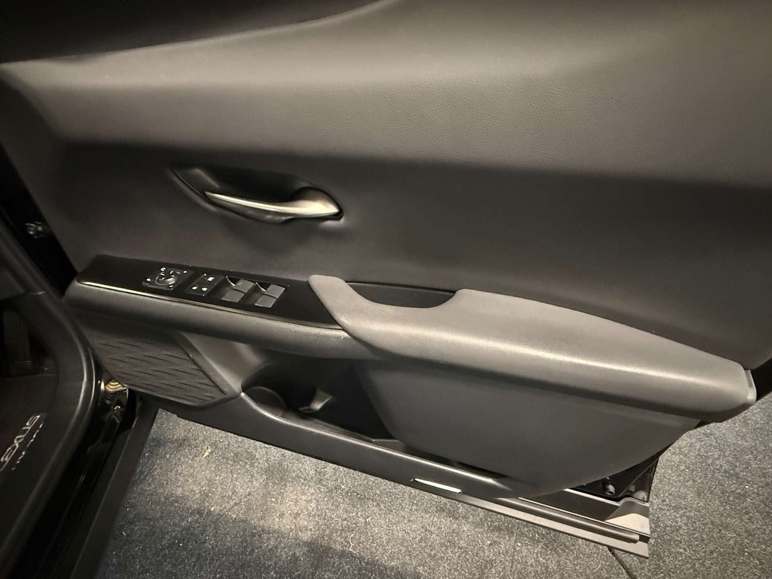 Used Lexus UX 2022 for sale - 77747860: Photo 16