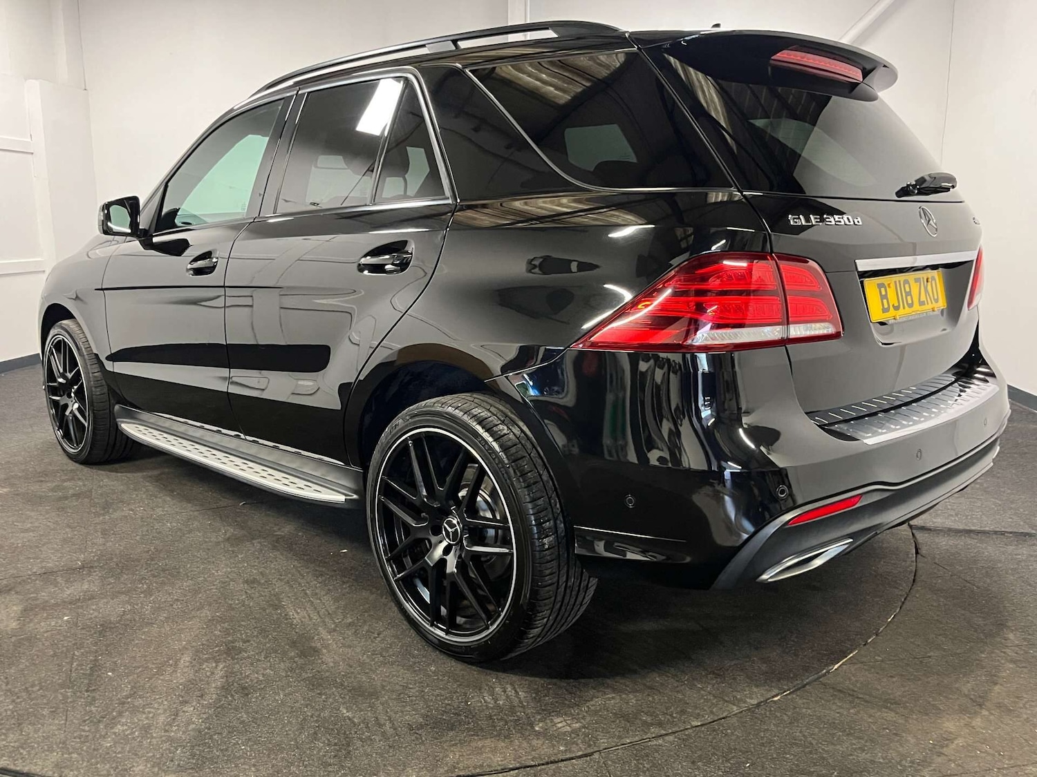 Used Mercedes-Benz GLE-Class 2018 for sale - 76030121: Photo 3