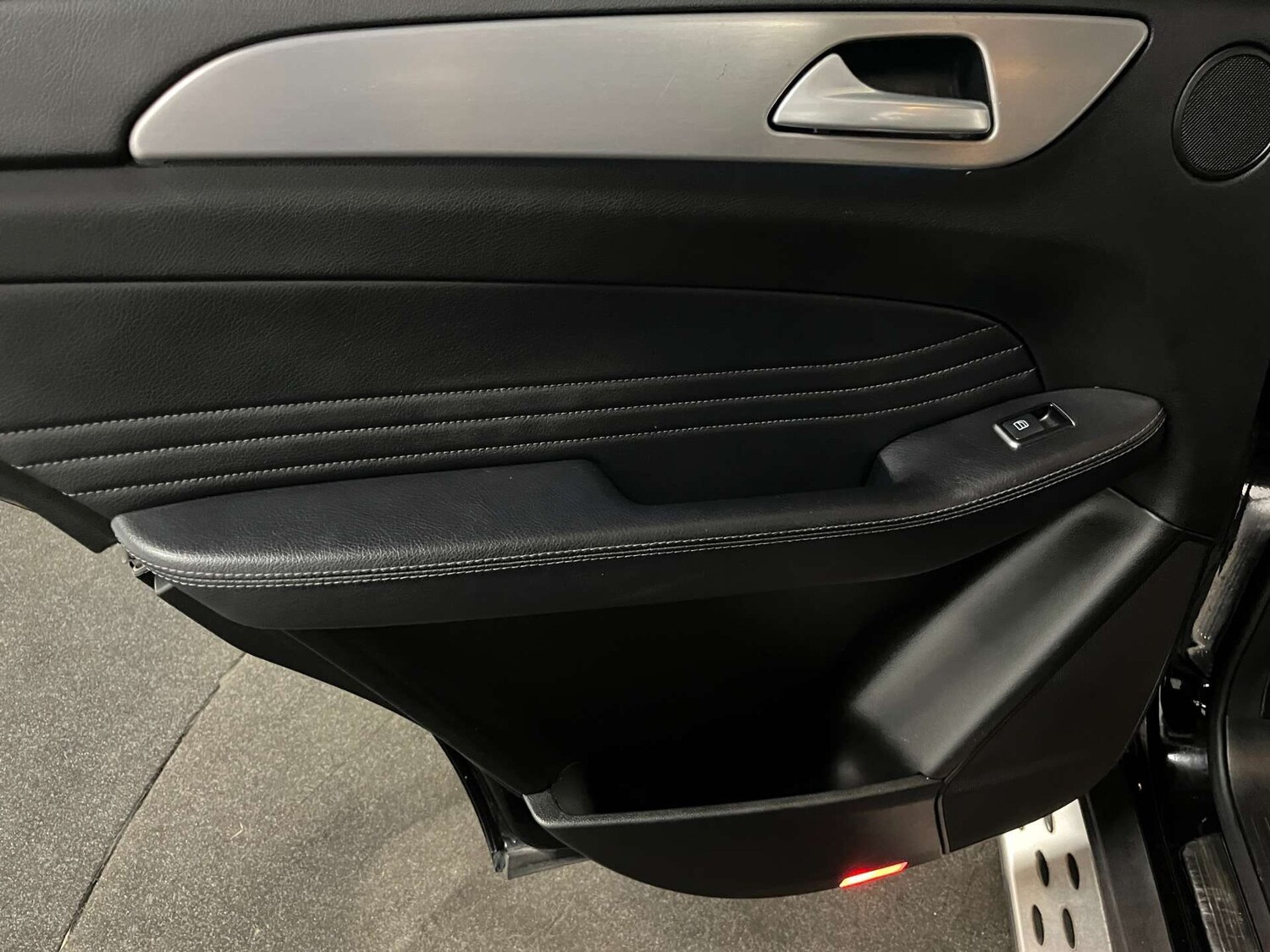Used Mercedes-Benz GLE-Class 2018 for sale - 76030121: Photo 43