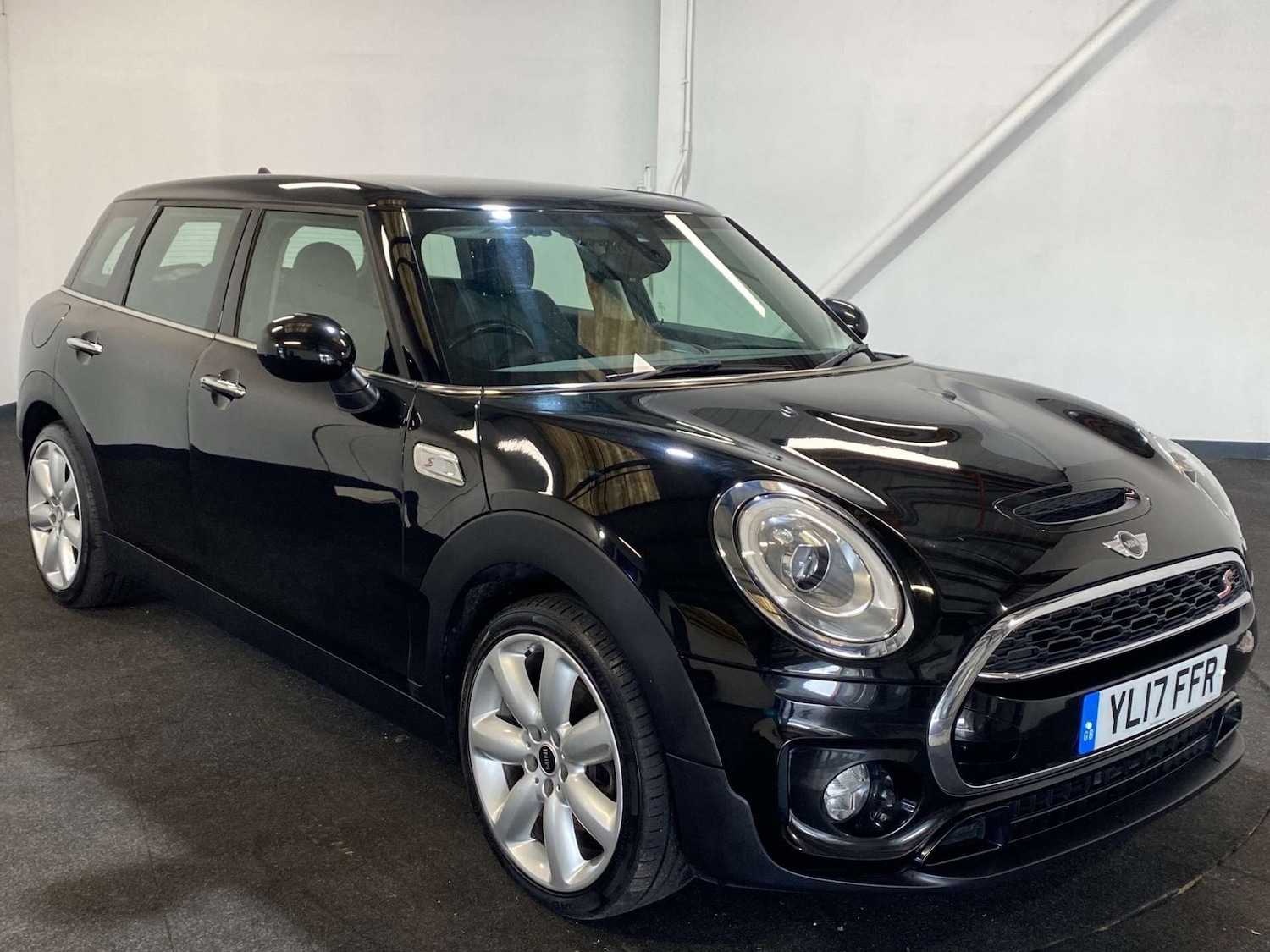 Used MINI Clubman 2017 for sale - 76859942: Photo 12