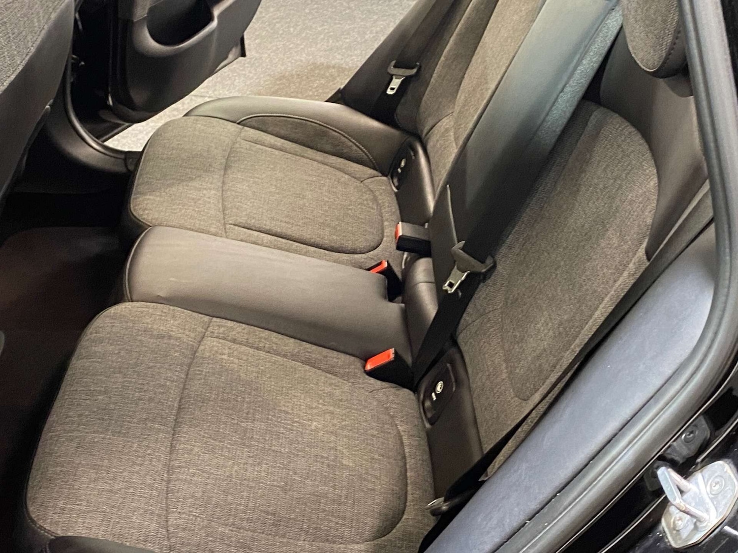 Used MINI Clubman 2017 for sale - 76859942: Photo 50