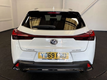 Used Lexus UX 2019 for sale - 78829271: Photo