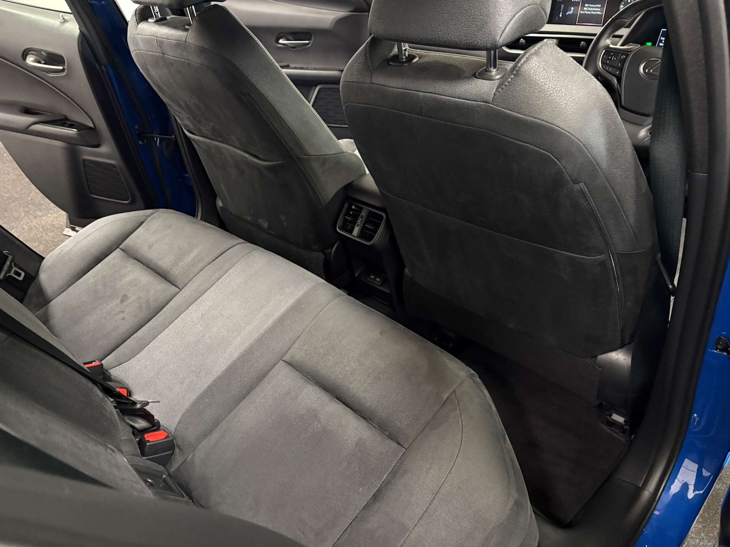 Used Lexus UX 2023 for sale - 77355139: Photo 30