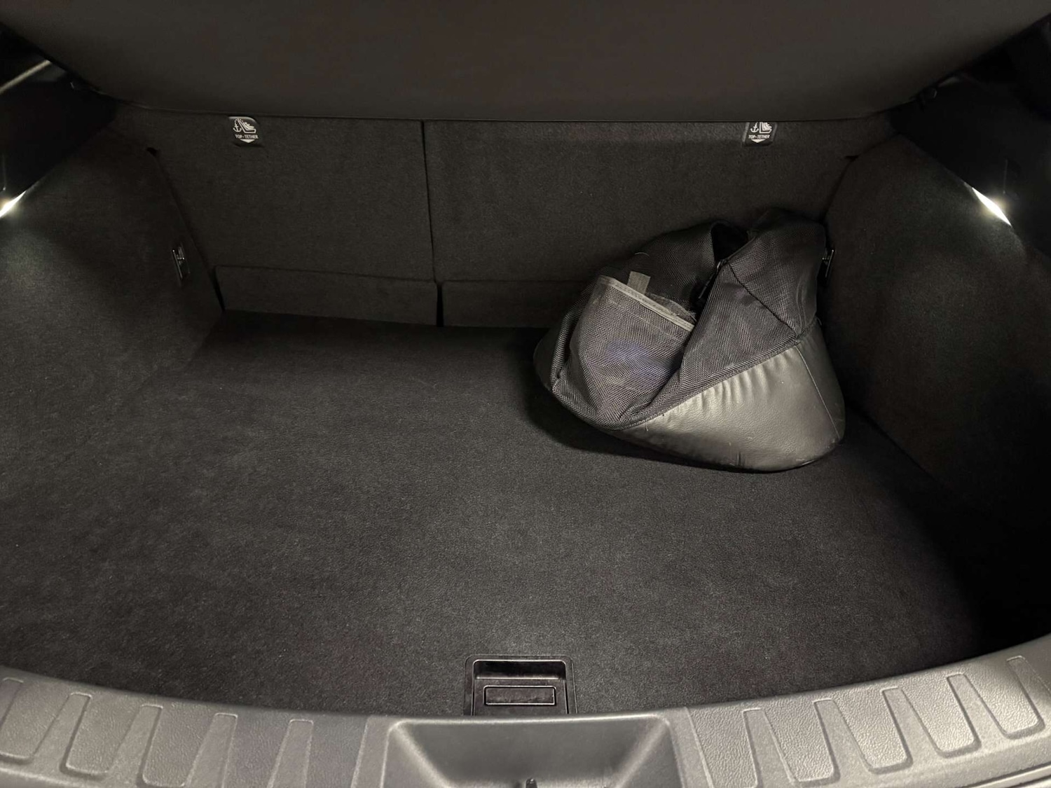 Used Lexus UX 2023 for sale - 77355139: Photo 32