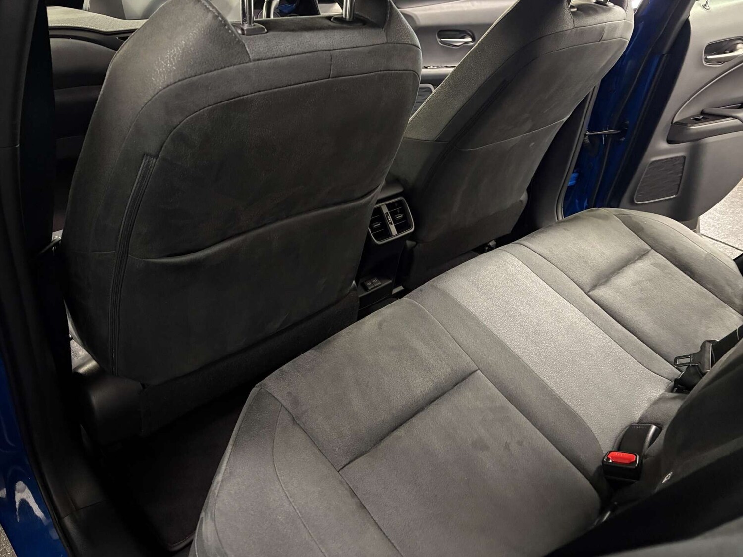 Used Lexus UX 2023 for sale - 77355139: Photo 37