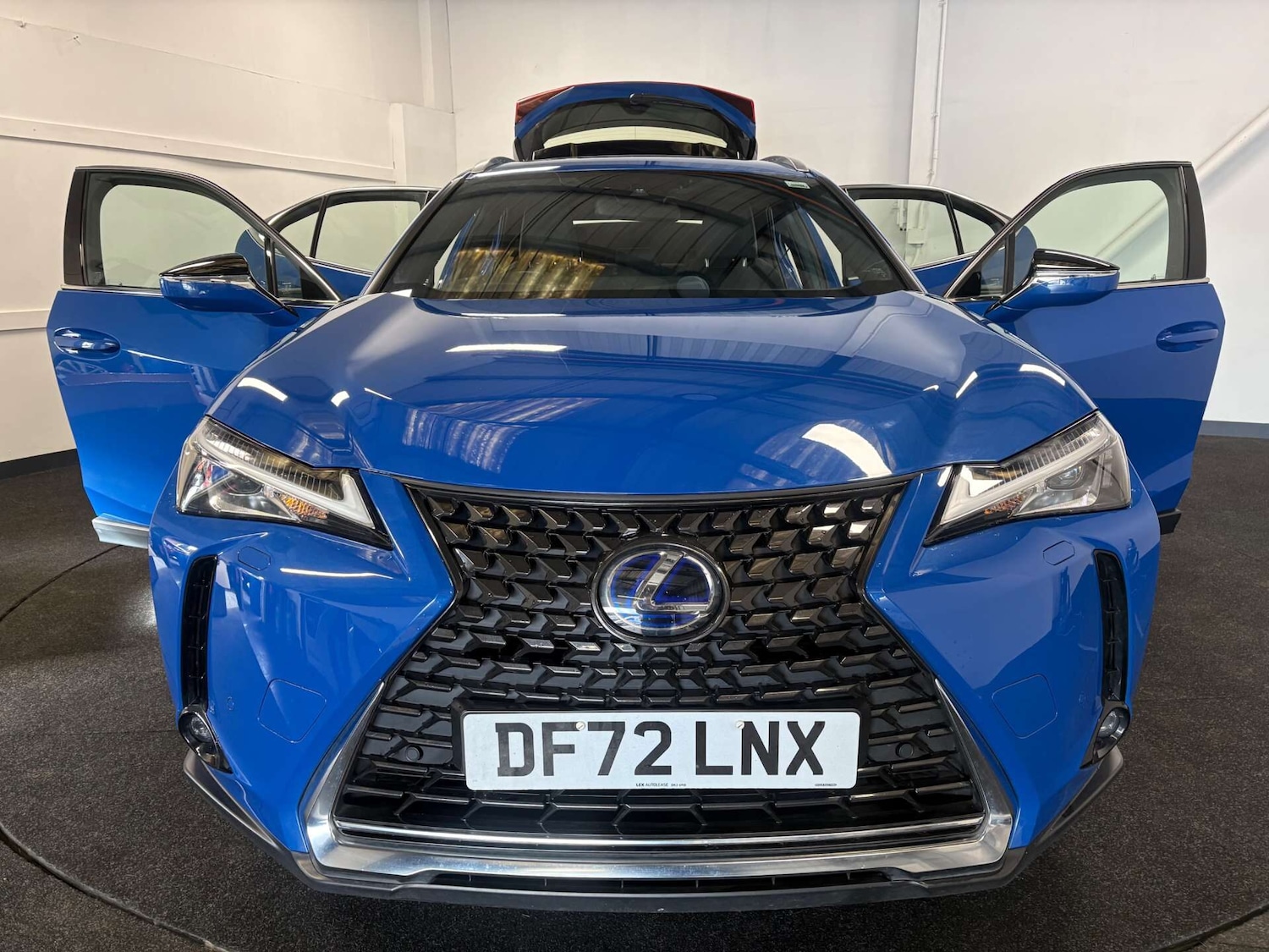 Used Lexus UX 2023 for sale - 77355139: Photo 8