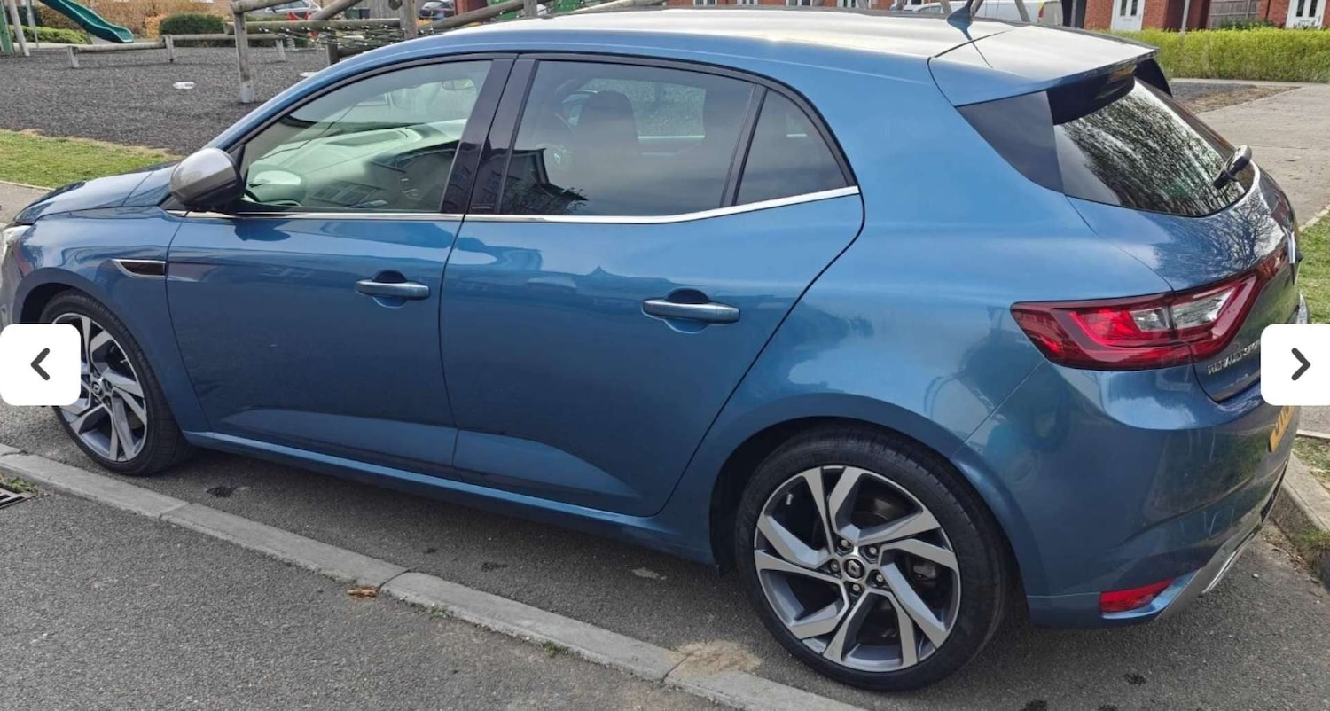 Used Renault Megane 2018 for sale - 77319391: Photo 2