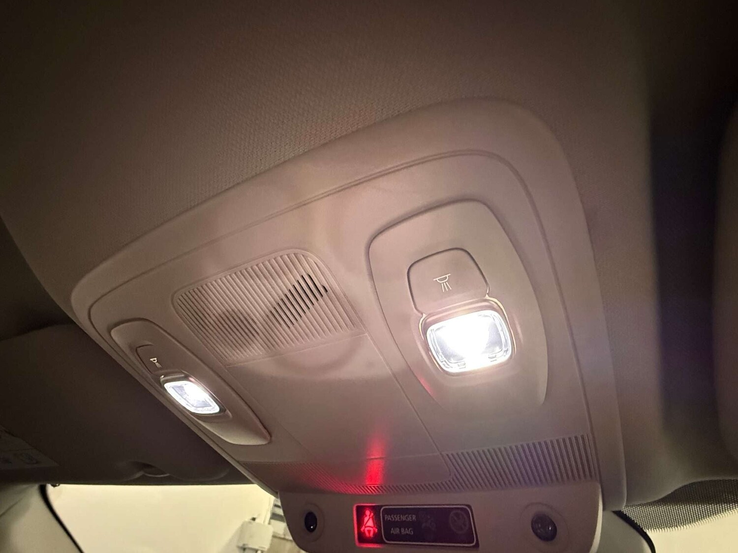 Used Renault Megane 2018 for sale - 77319391: Photo 30