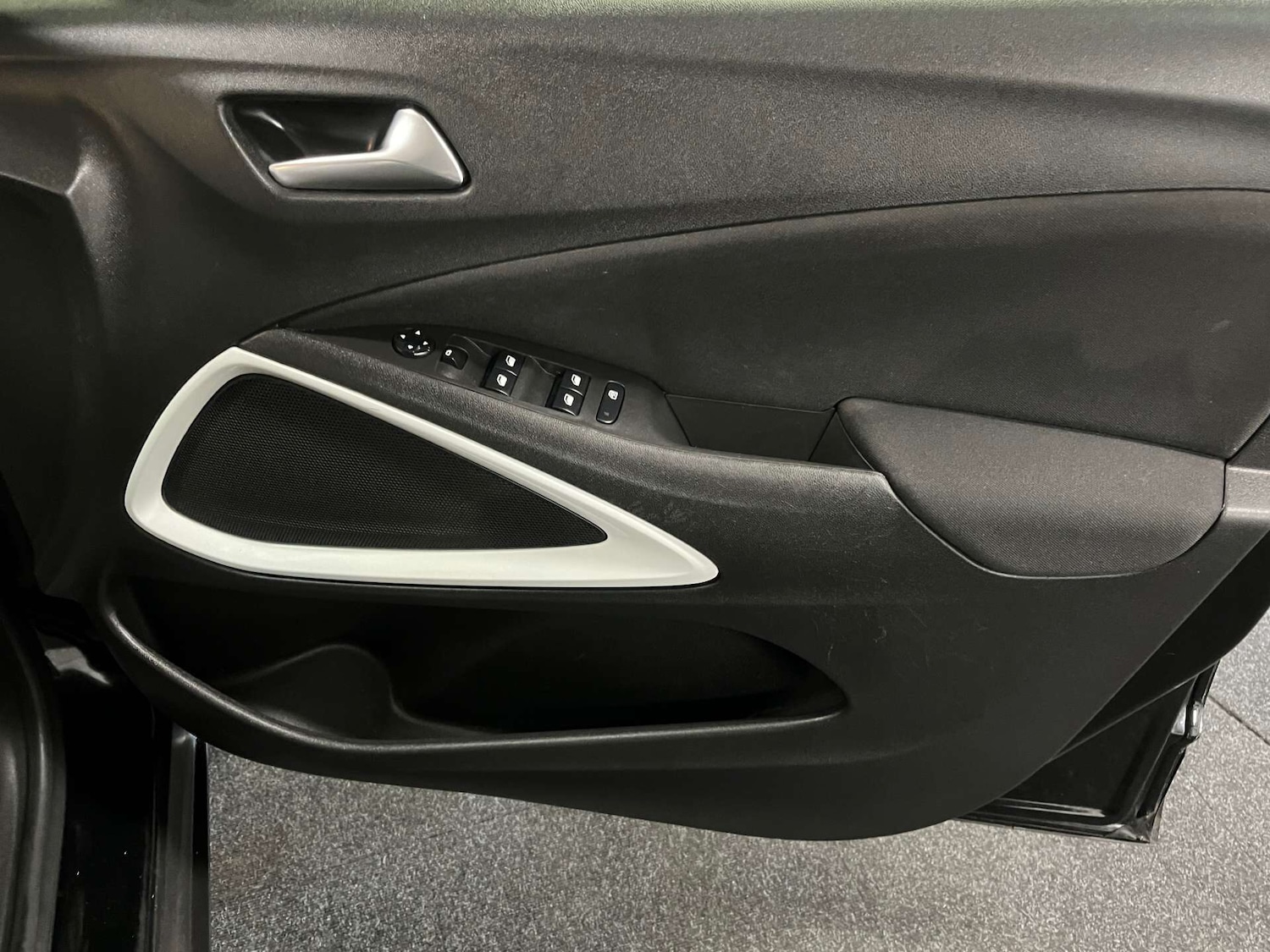 Used Vauxhall Crossland X 2020 for sale - 76555300: Photo 11