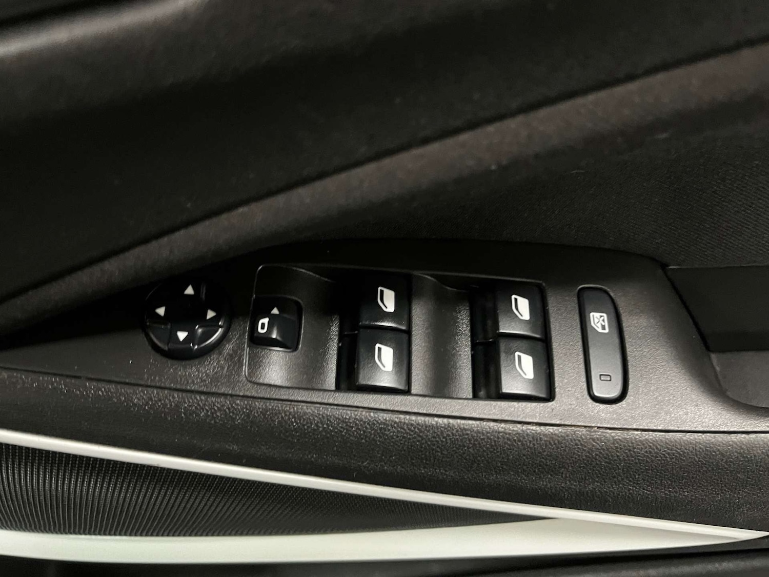 Used Vauxhall Crossland X 2020 for sale - 76555300: Photo 12