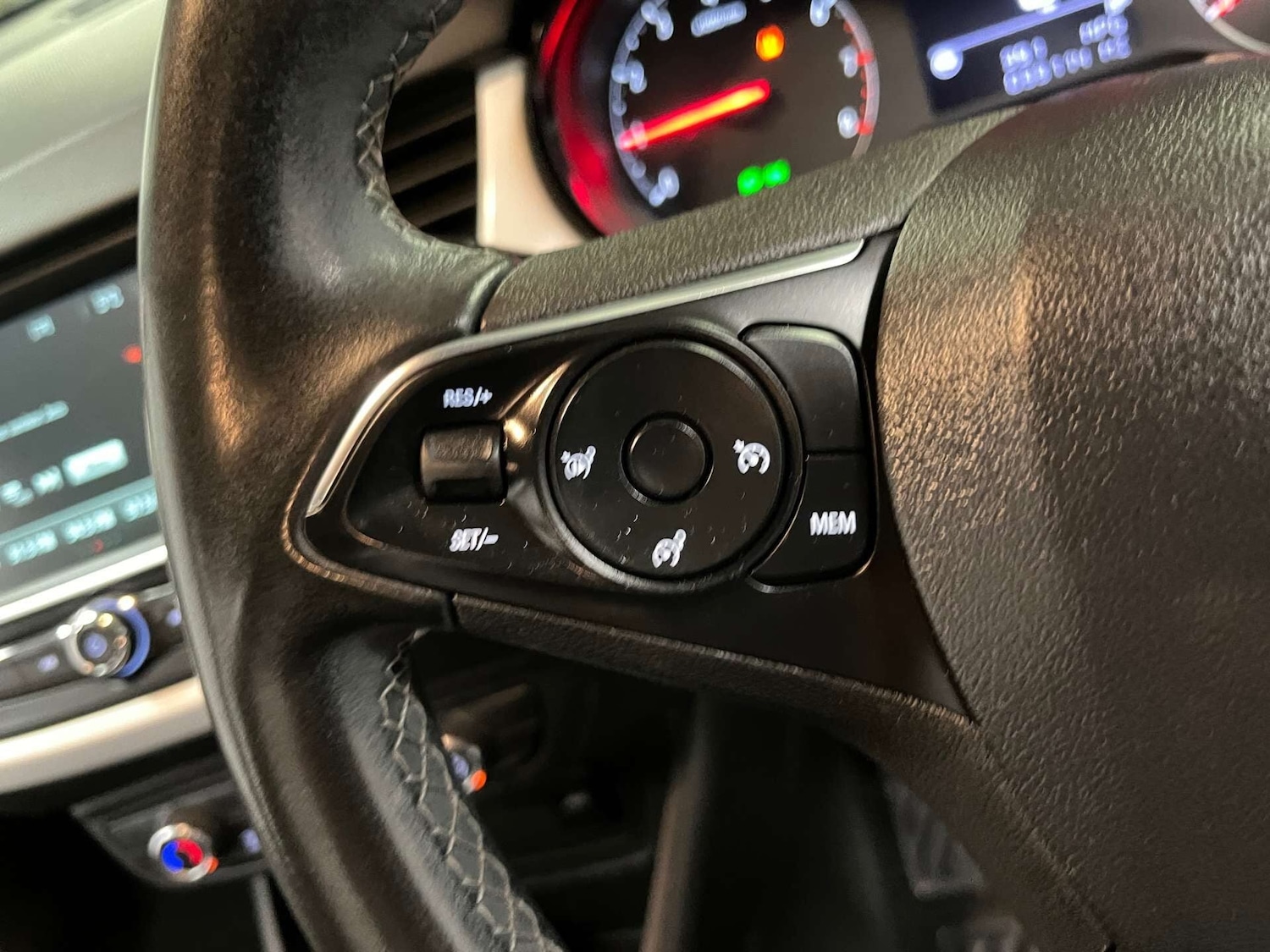 Used Vauxhall Crossland X 2020 for sale - 76555300: Photo 19