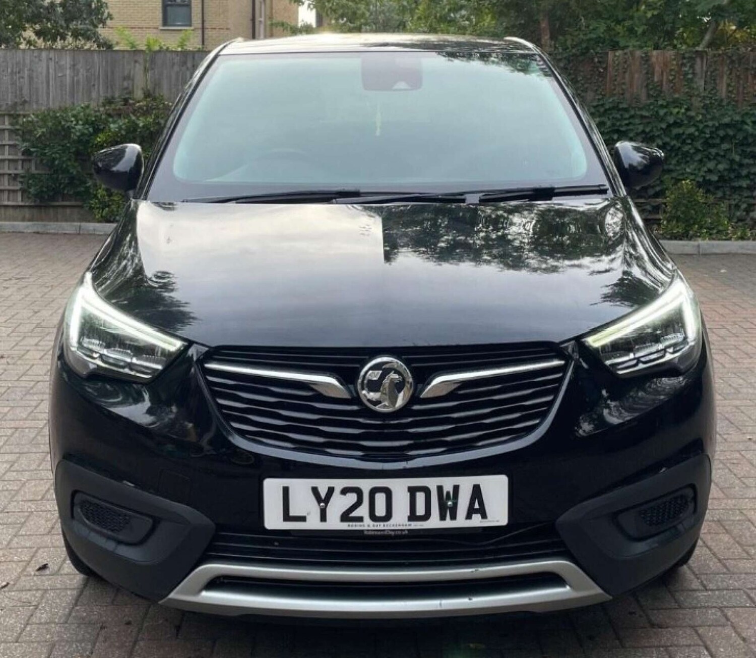 Used Vauxhall Crossland X 2020 for sale - 76555300: Photo 2