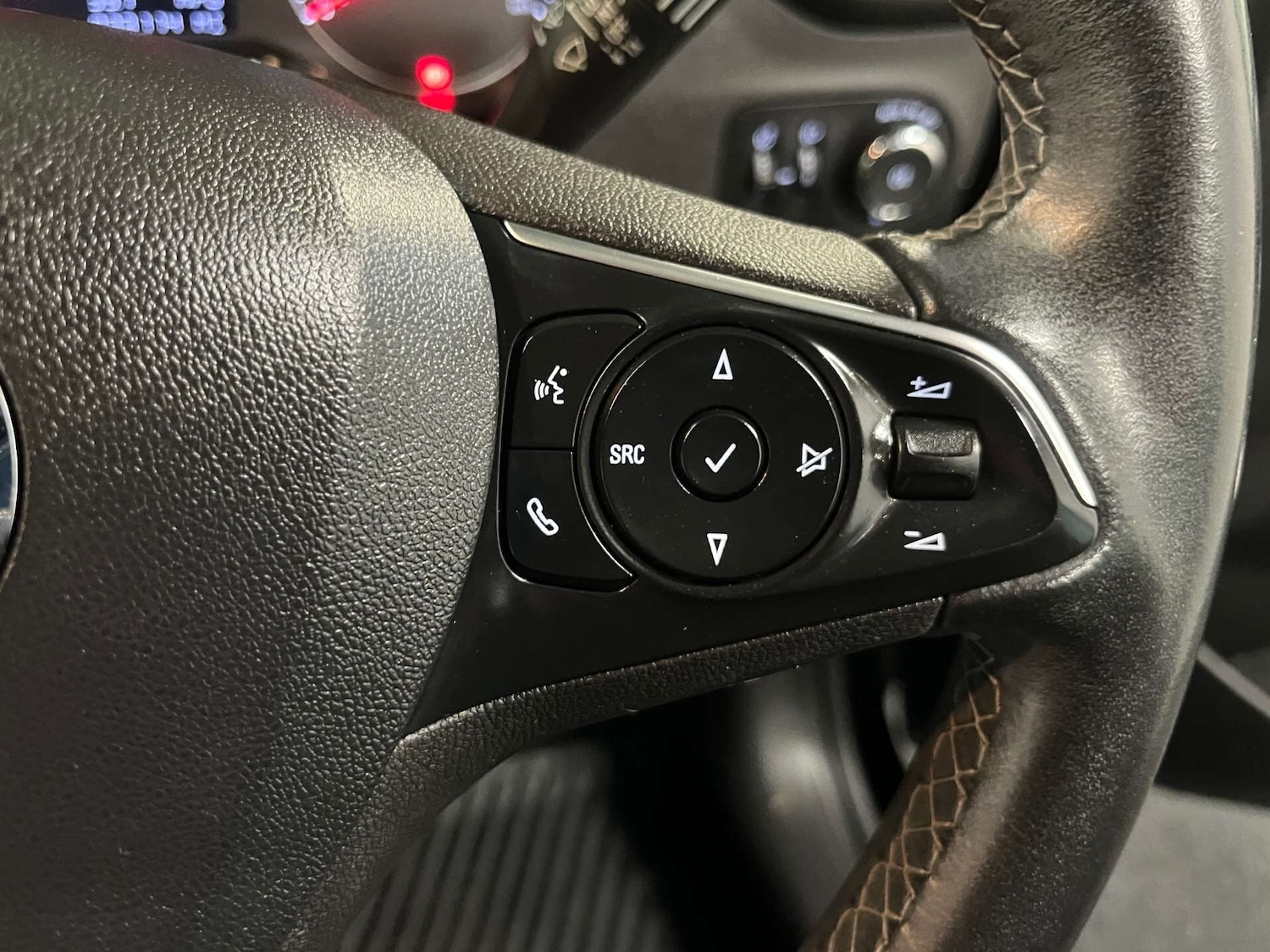 Used Vauxhall Crossland X 2020 for sale - 76555300: Photo 20