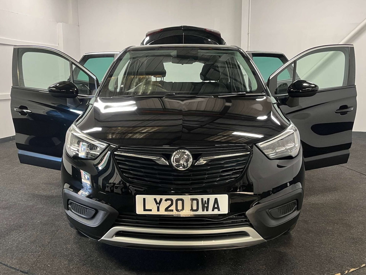 Used Vauxhall Crossland X 2020 for sale - 76555300: Photo 8