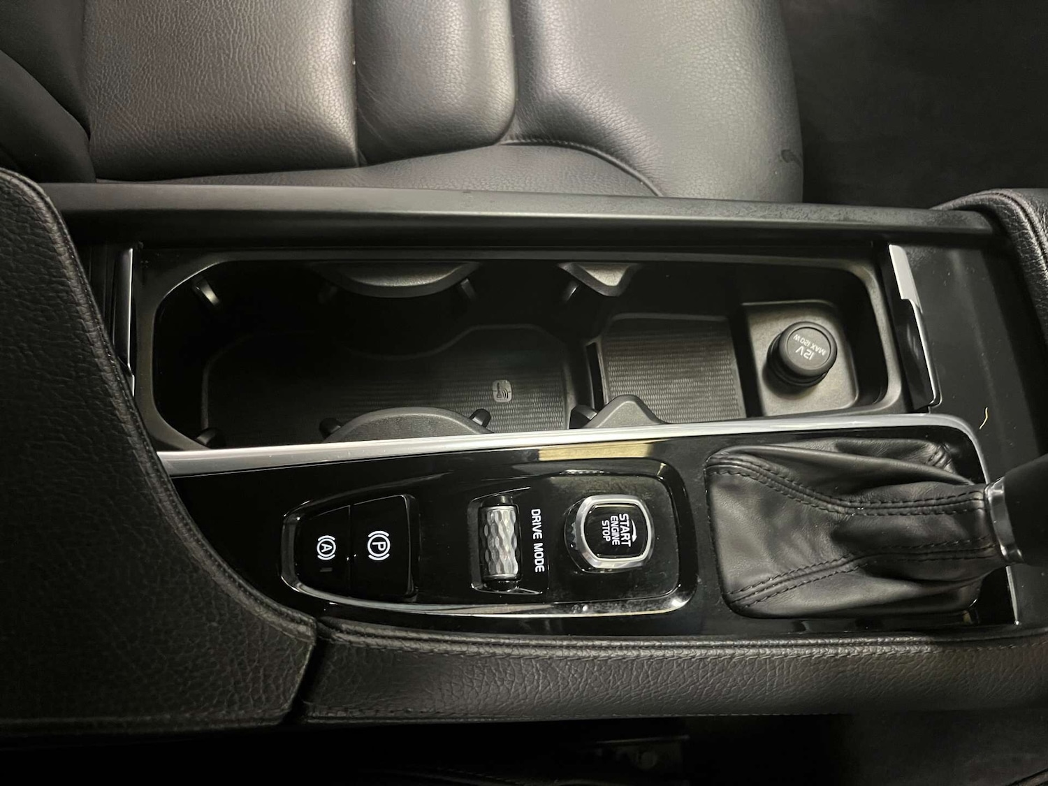 Used Volvo S90 2017 for sale - 76007439: Photo 28