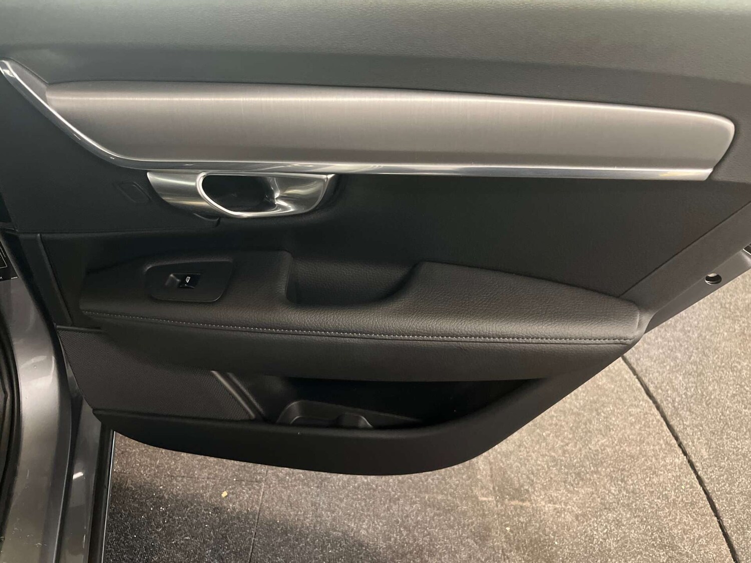 Used Volvo S90 2017 for sale - 76007439: Photo 30