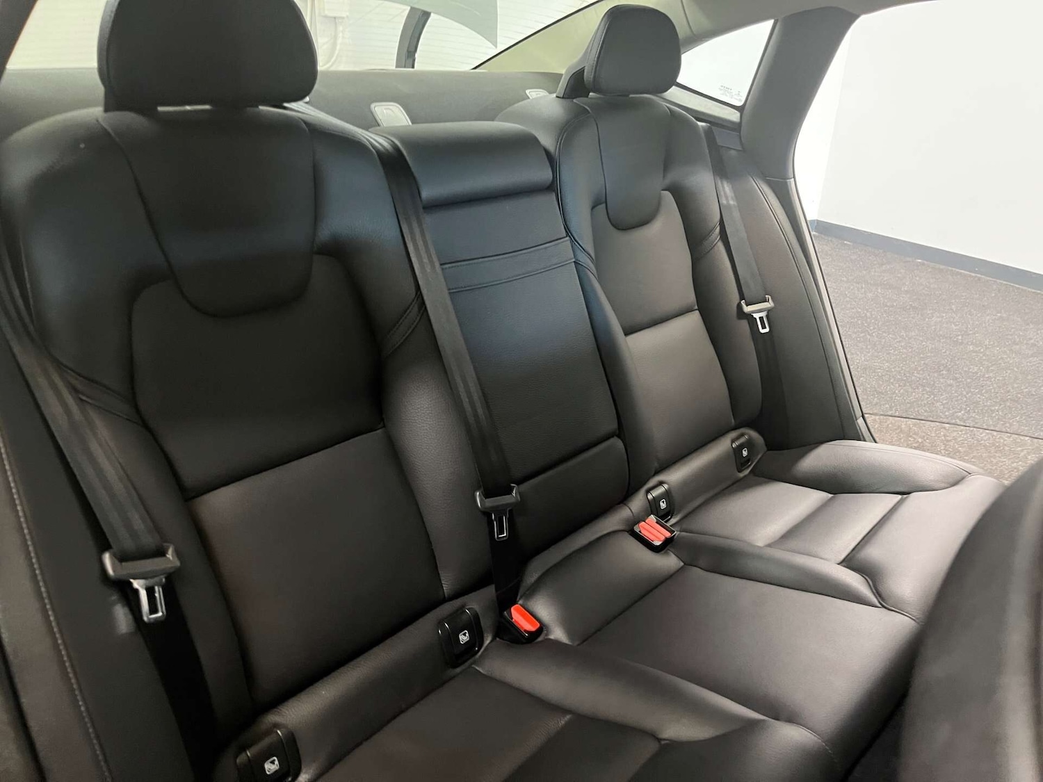 Used Volvo S90 2017 for sale - 76007439: Photo 31