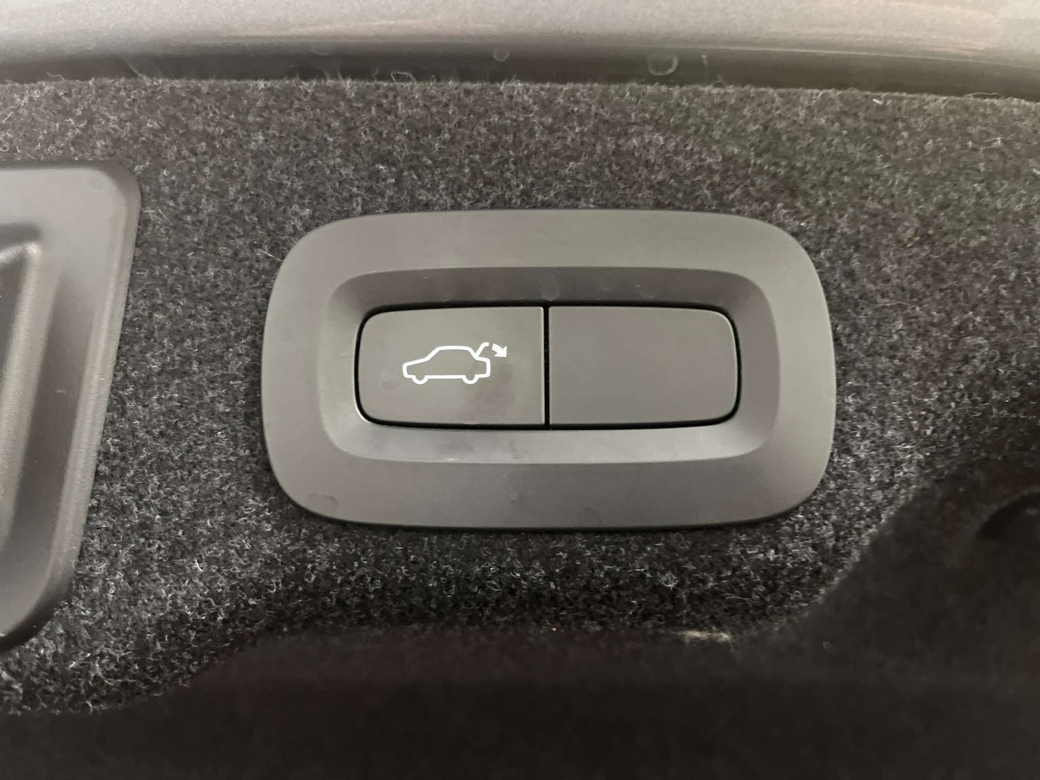 Used Volvo S90 2017 for sale - 76007439: Photo 40