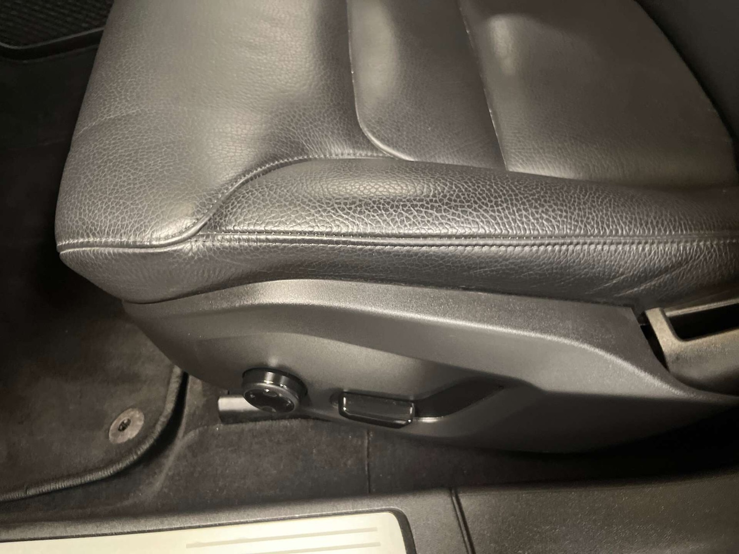 Used Volvo S90 2017 for sale - 76007439: Photo 49