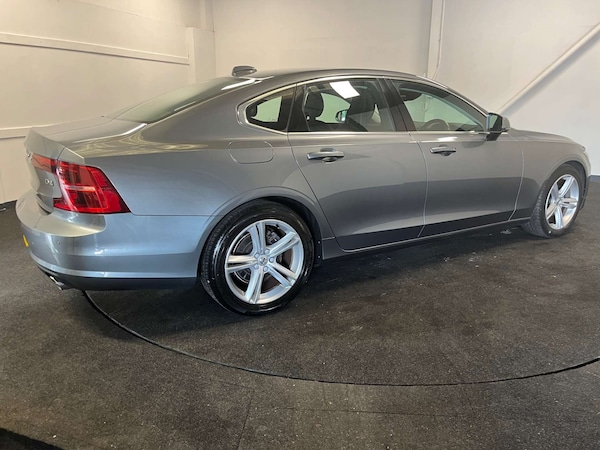 Used Volvo S90 2017 for sale - 76007439: Photo 5