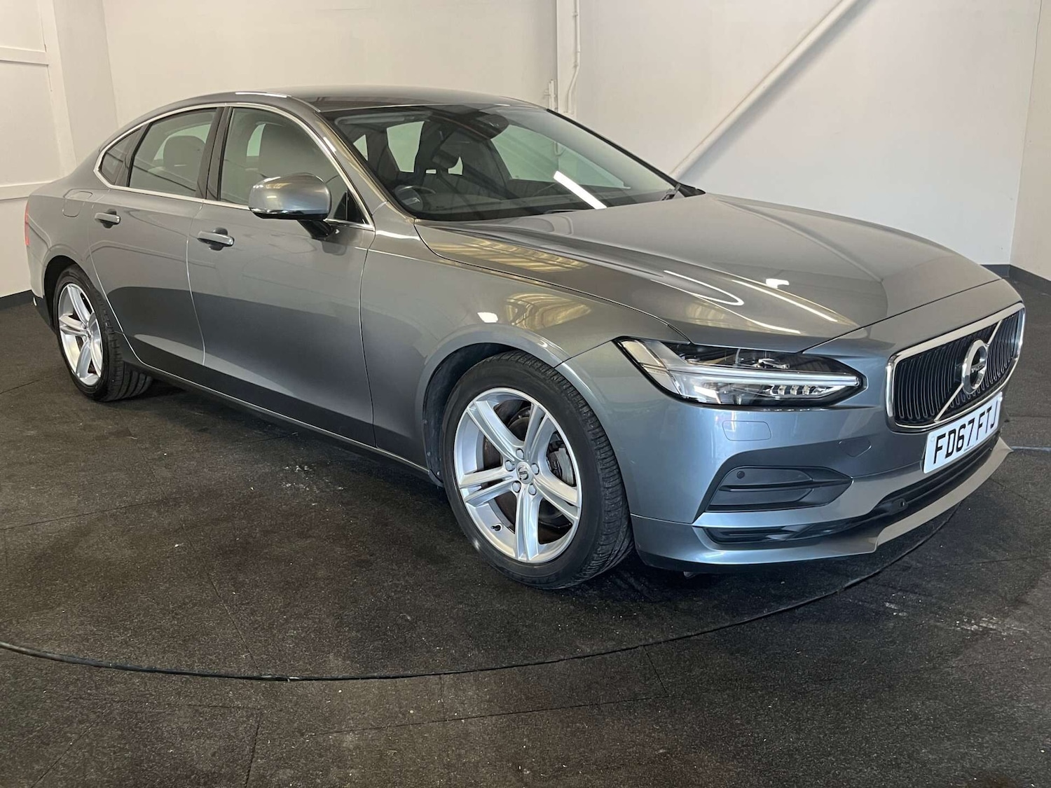 Used Volvo S90 2017 for sale - 76007439: Photo 6