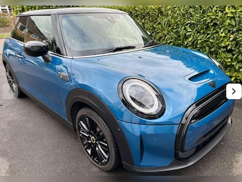 Used MINI Hatch 2023 for sale - 78379531: Photo