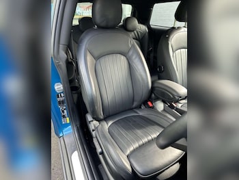 Used MINI Hatch 2023 for sale - 78379531: Photo