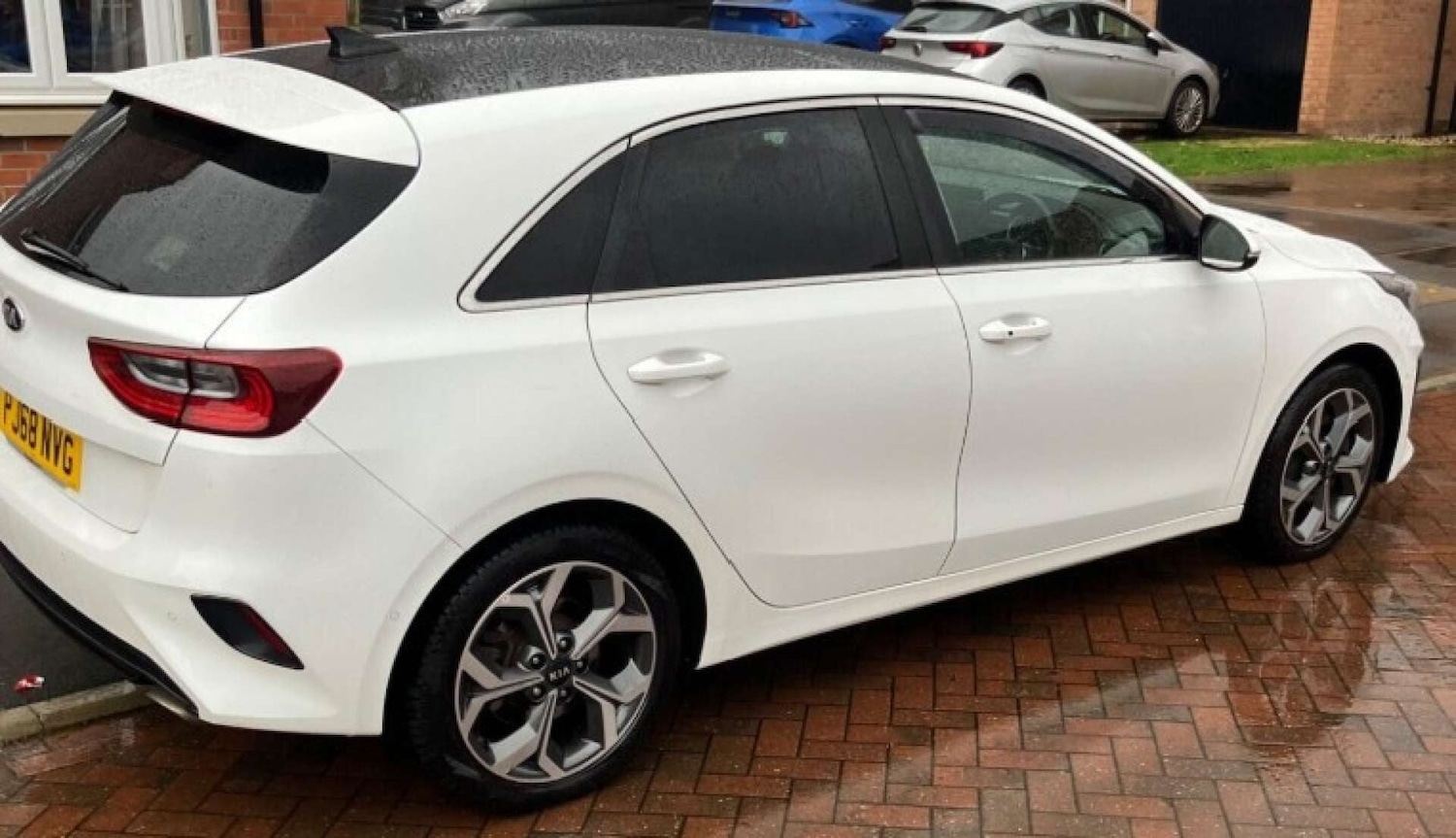 Used Kia Ceed 2018 for sale - 76950052: Photo 2