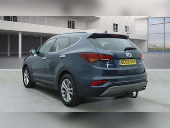 Used Hyundai Santa Fe 2018 for sale - 77820391: Photo