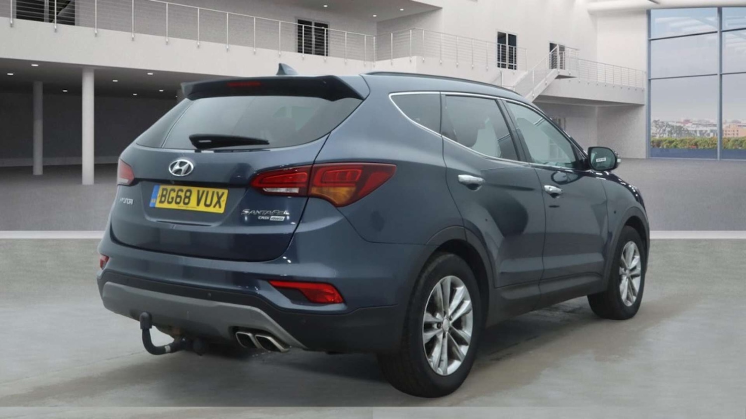 Used Hyundai Santa Fe 2018 for sale - 77820391: Photo 4