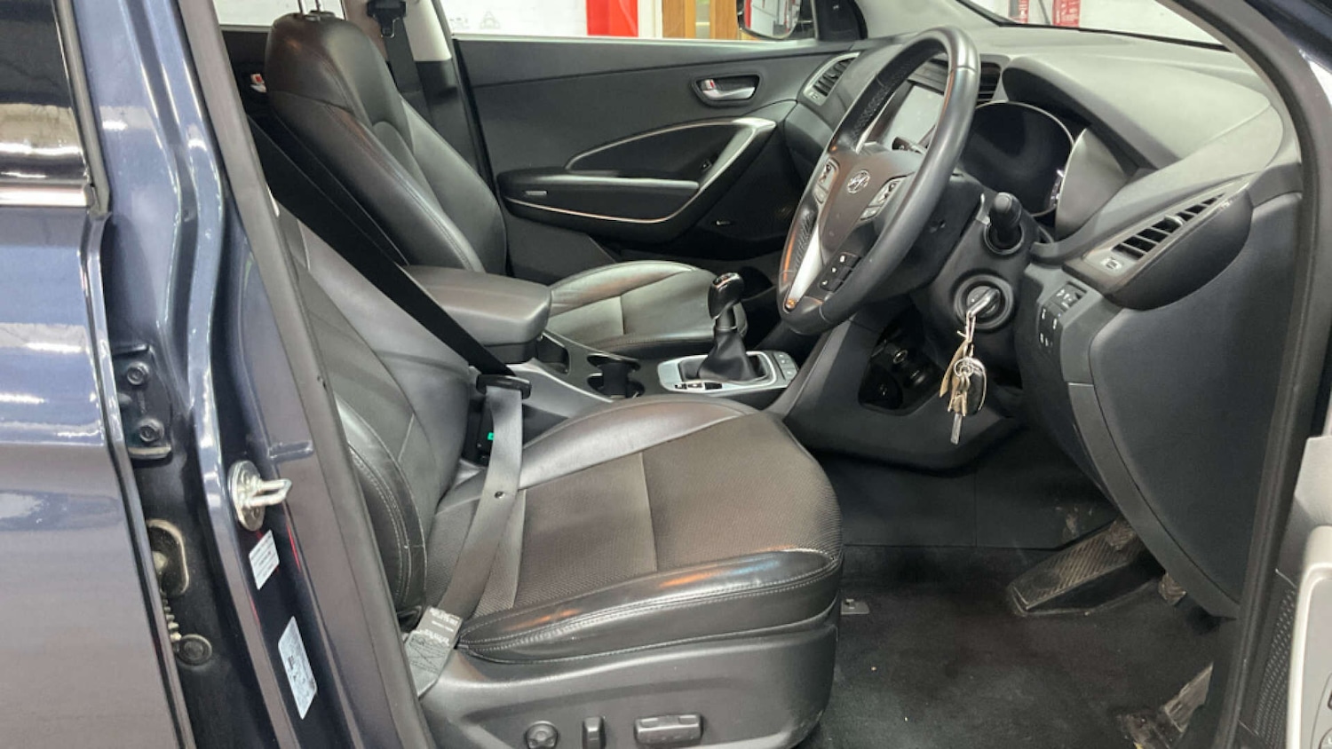 Used Hyundai Santa Fe 2018 for sale - 77820391: Photo 9