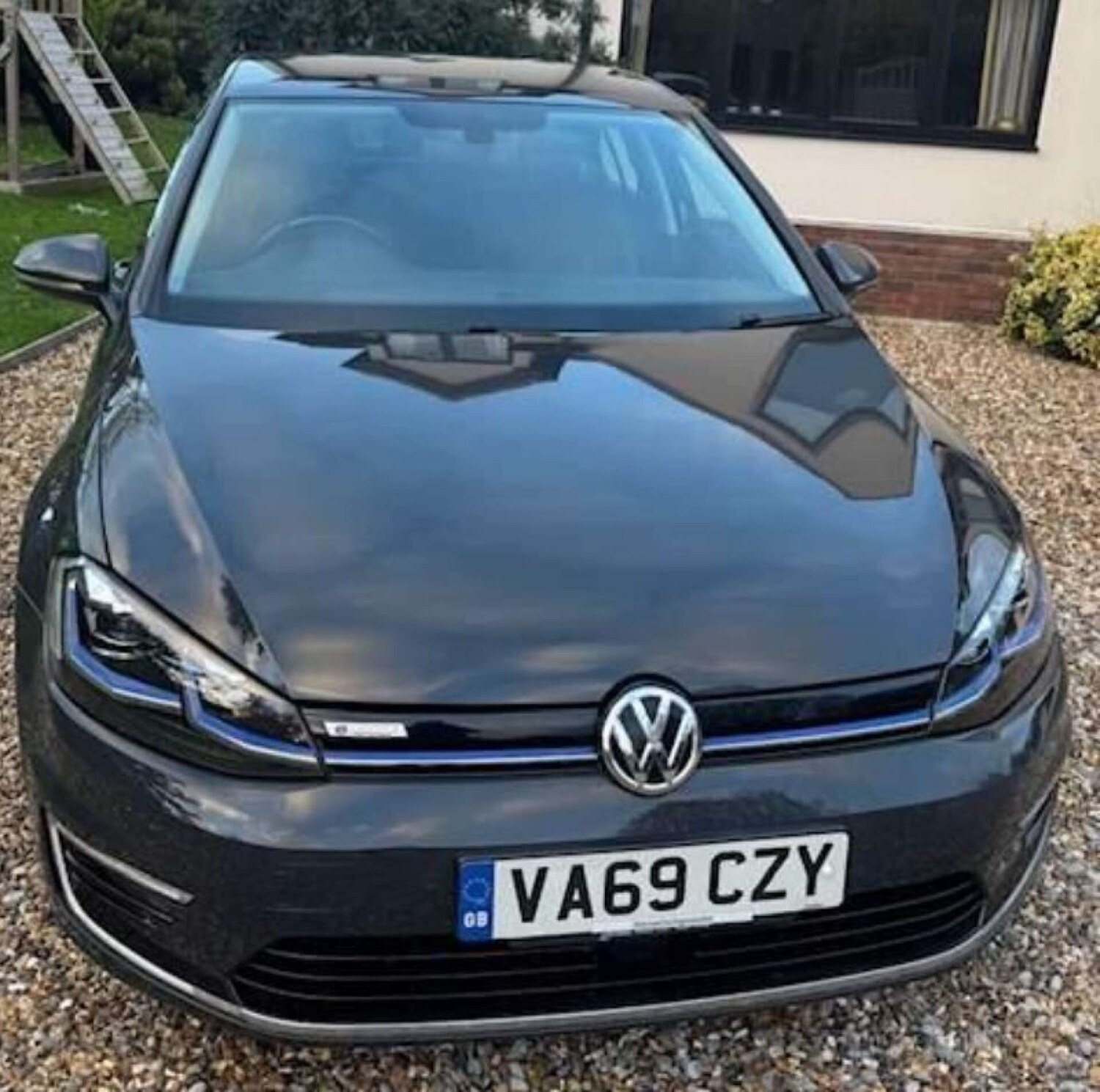 Used Volkswagen Golf 2020 for sale - 76631168: Photo 2