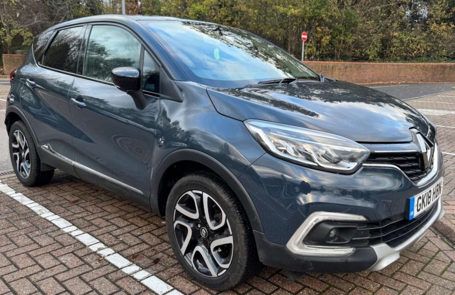 Used Renault Captur 2018 for sale - 76972541: Photo 1