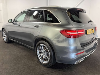 Used Mercedes-Benz GLC 2018 for sale - 77282607: Photo