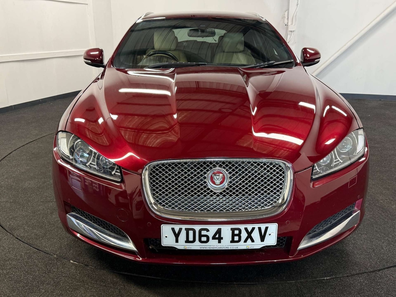 Used Jaguar XF 2014 for sale - 76783159: Photo 7