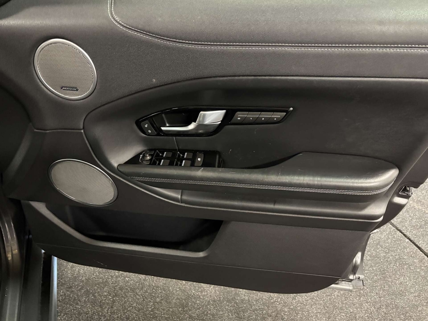 Used Land Rover Range Rover Evoque 2018 for sale - 76718905: Photo 11