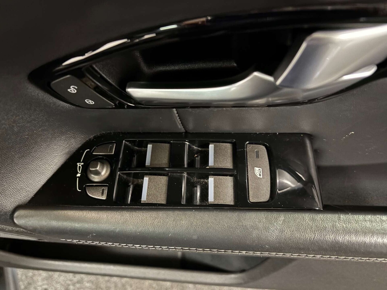 Used Land Rover Range Rover Evoque 2018 for sale - 76718905: Photo 12