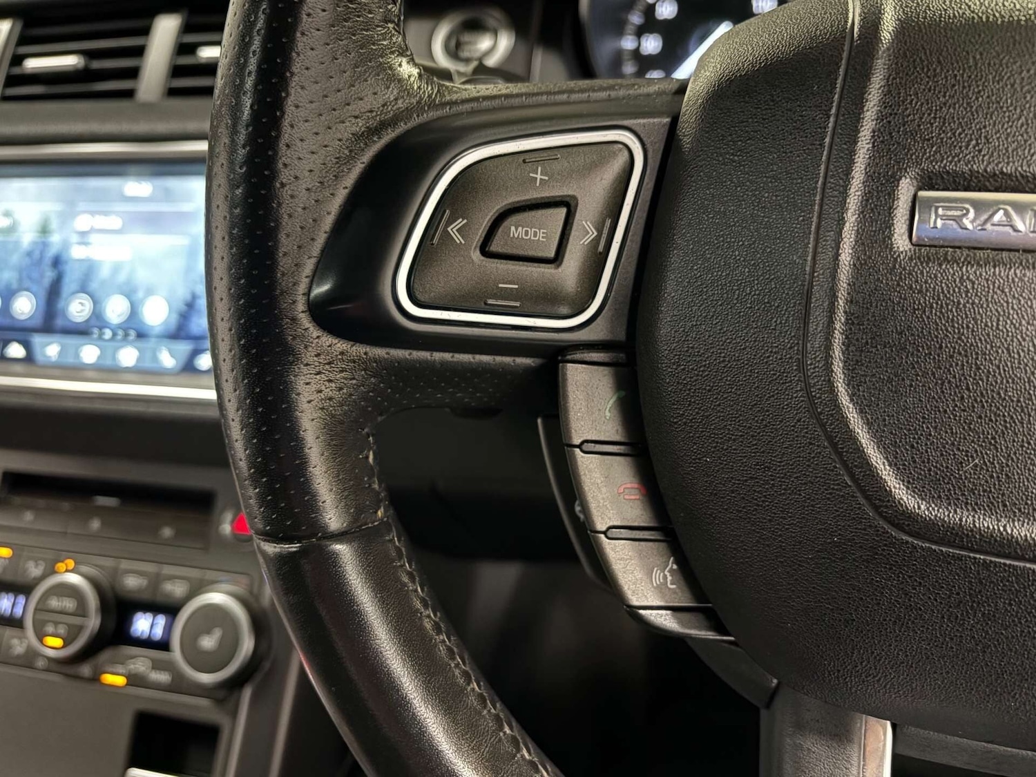 Used Land Rover Range Rover Evoque 2018 for sale - 76718905: Photo 19