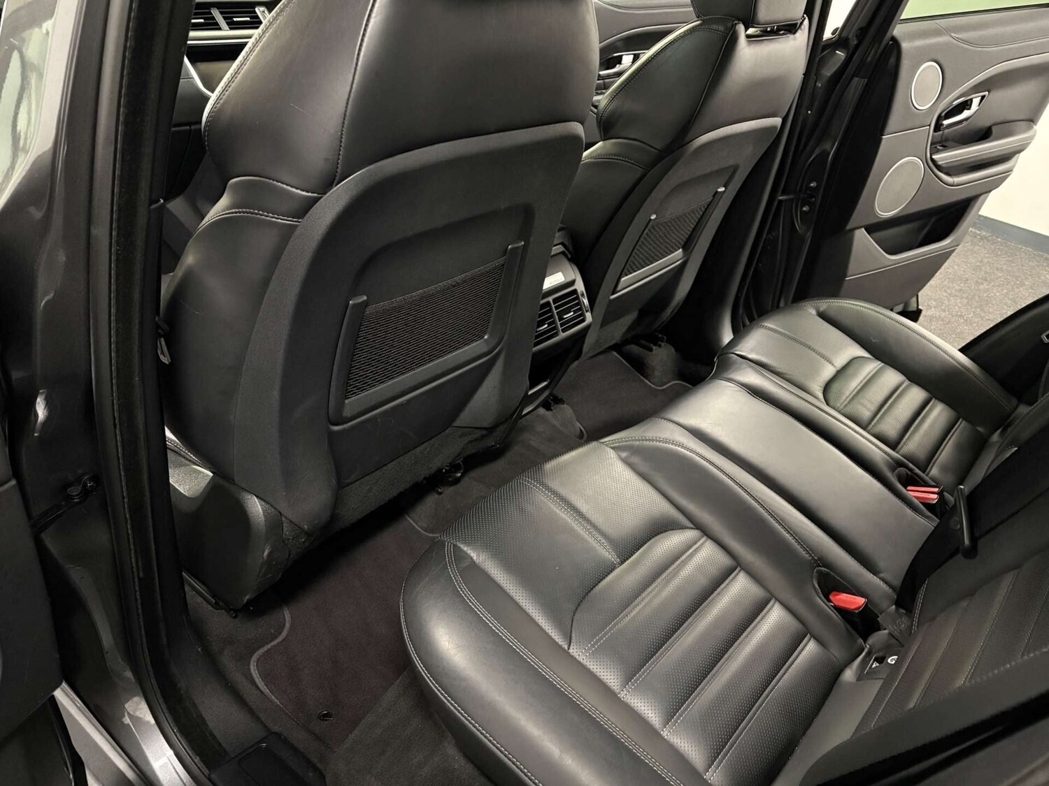 Used Land Rover Range Rover Evoque 2018 for sale - 76718905: Photo 47