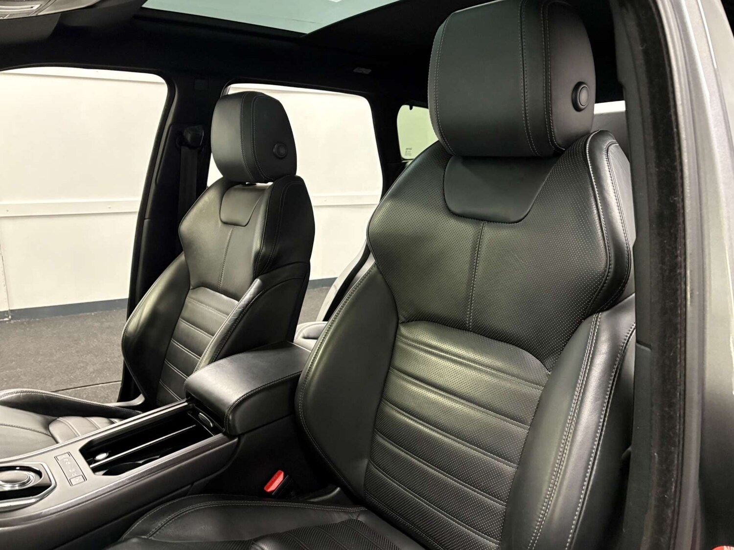 Used Land Rover Range Rover Evoque 2018 for sale - 76718905: Photo 49