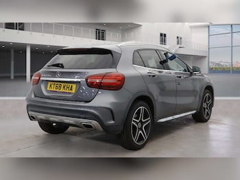 Used Mercedes-Benz GLA 2019 for sale - 75962304: Photo