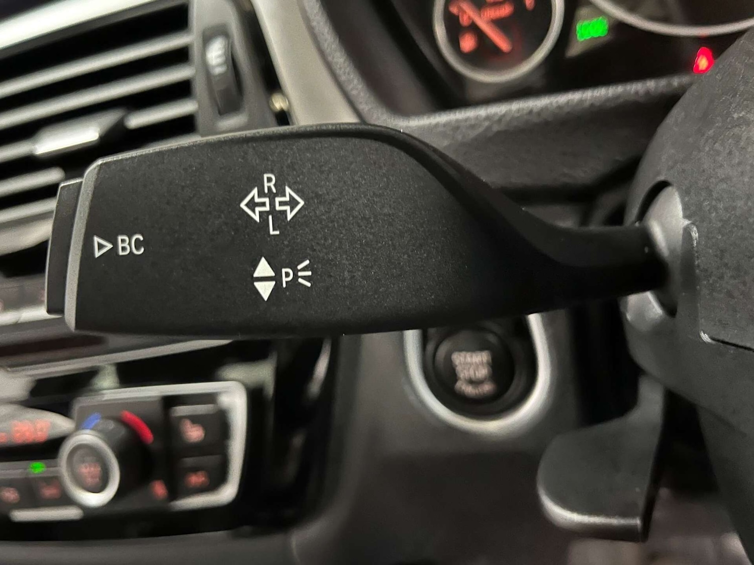 Used BMW 4 Series 2018 for sale - 76566404: Photo 17