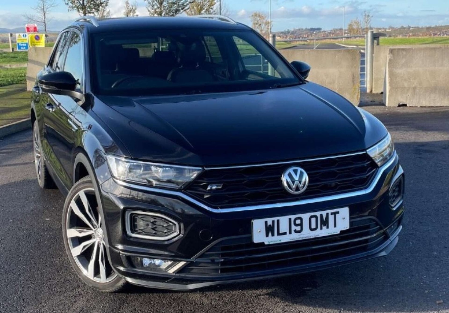 Used Volkswagen T-Roc 2019 for sale - 76950060: Photo 1
