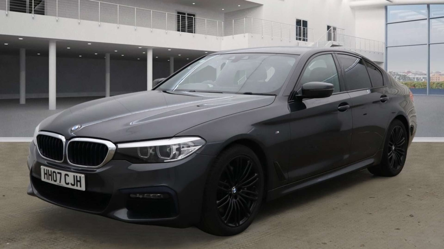 Used BMW 5 Series 2018 for sale - 77675545: Photo 2