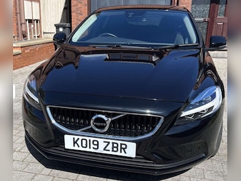 Used Volvo V40 2019 for sale - 78236431: Photo
