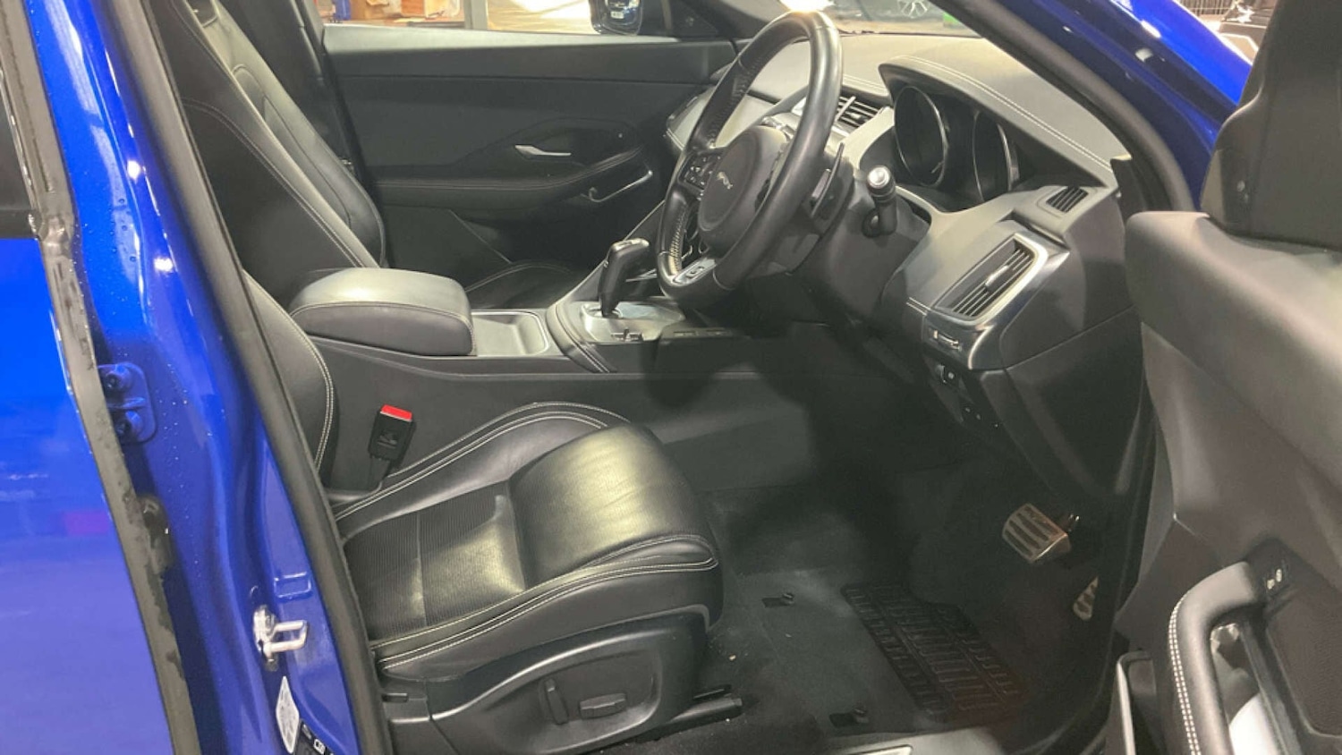 Used Jaguar E-Pace 2018 for sale - 77125814: Photo 10